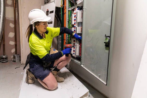Best Emergency Electrical Repair  in Floydada, TX